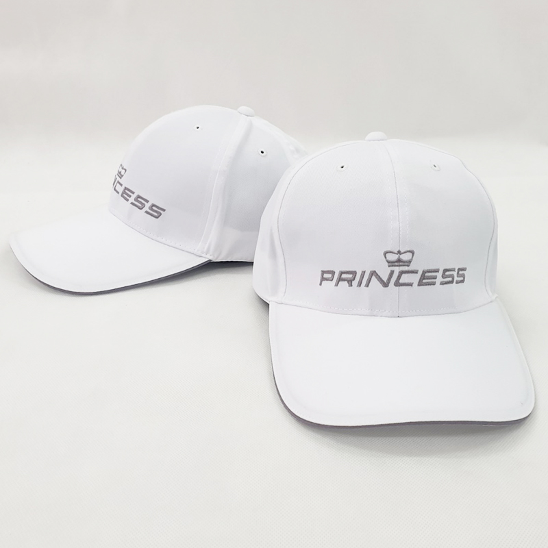 หมวกแก๊ปสีขาว Princess