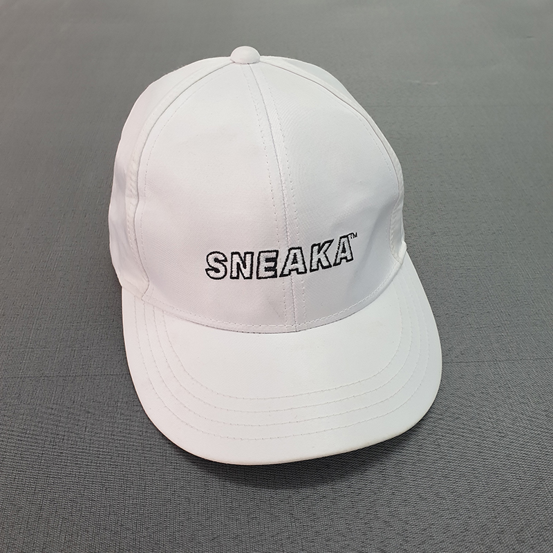 หมวกแบรนด์สีล้วน SNEAKA